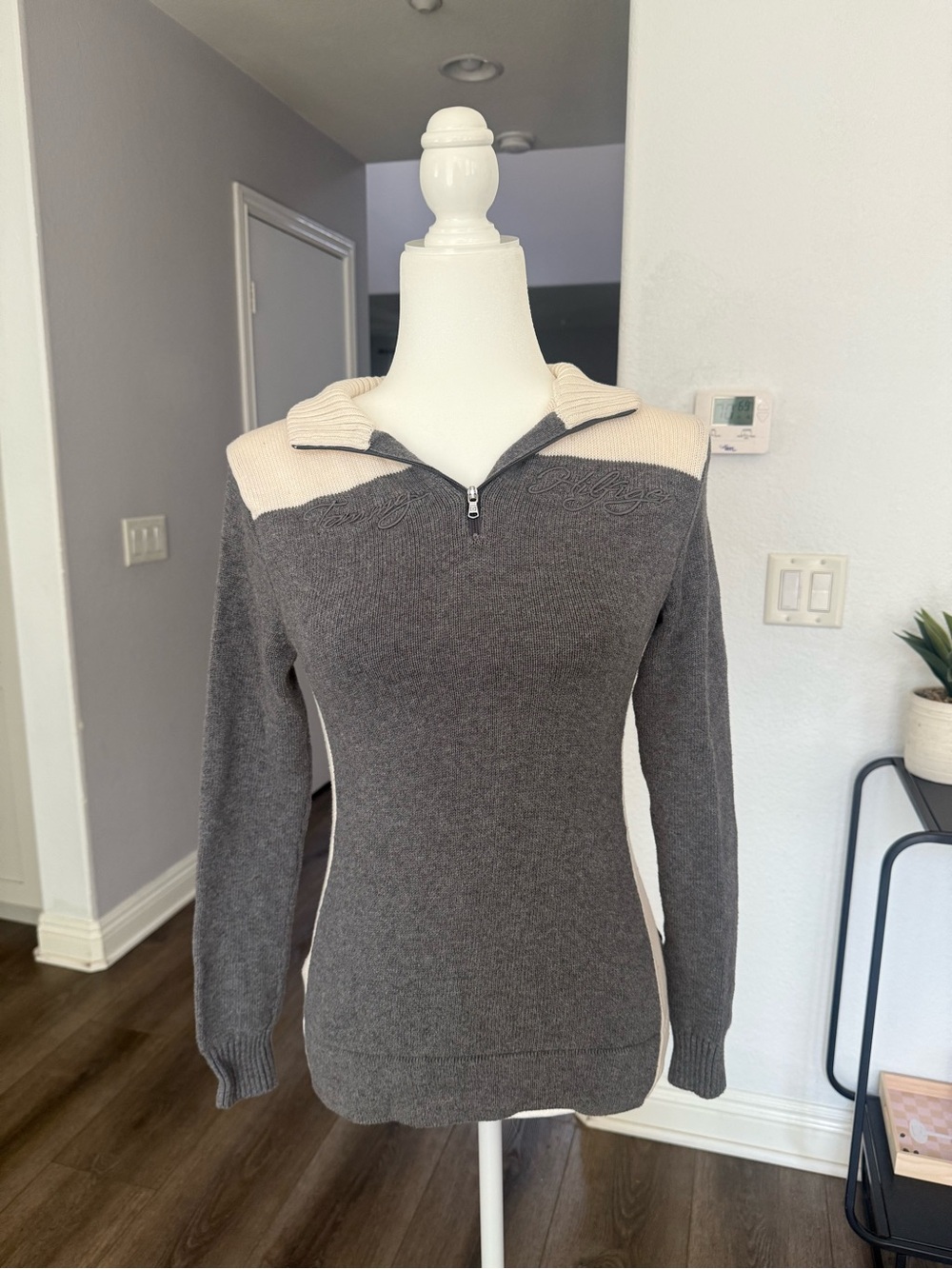 Tommy Hilfiger Gray & Cream Half-Zip Cowl Sweater